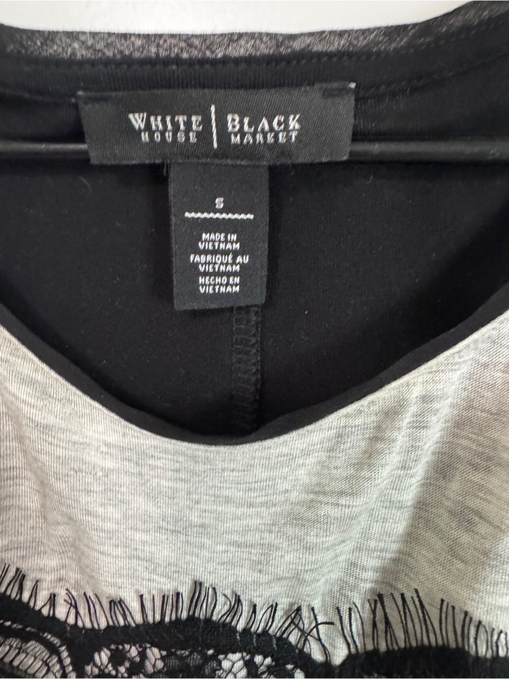 White House Black Market Mixed Media Eyelash Lace Blouse Gray Black Size S - Picture 4 of 11